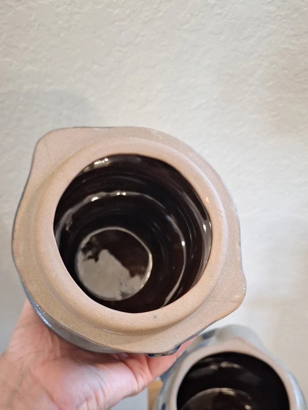 Beaumont Brothers Pottery approx 12